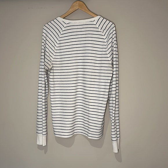 AEROPOSTALE - 1/4 henley waffle thermal long sleeve - Picture 2 of 4